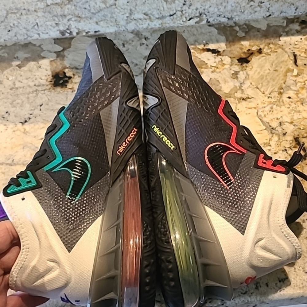 NIKE LeBron XVIII Low "Greedy"airmax sneakers multi color Mens sz 8.(#1199)VGC. - Picture 10 of 13